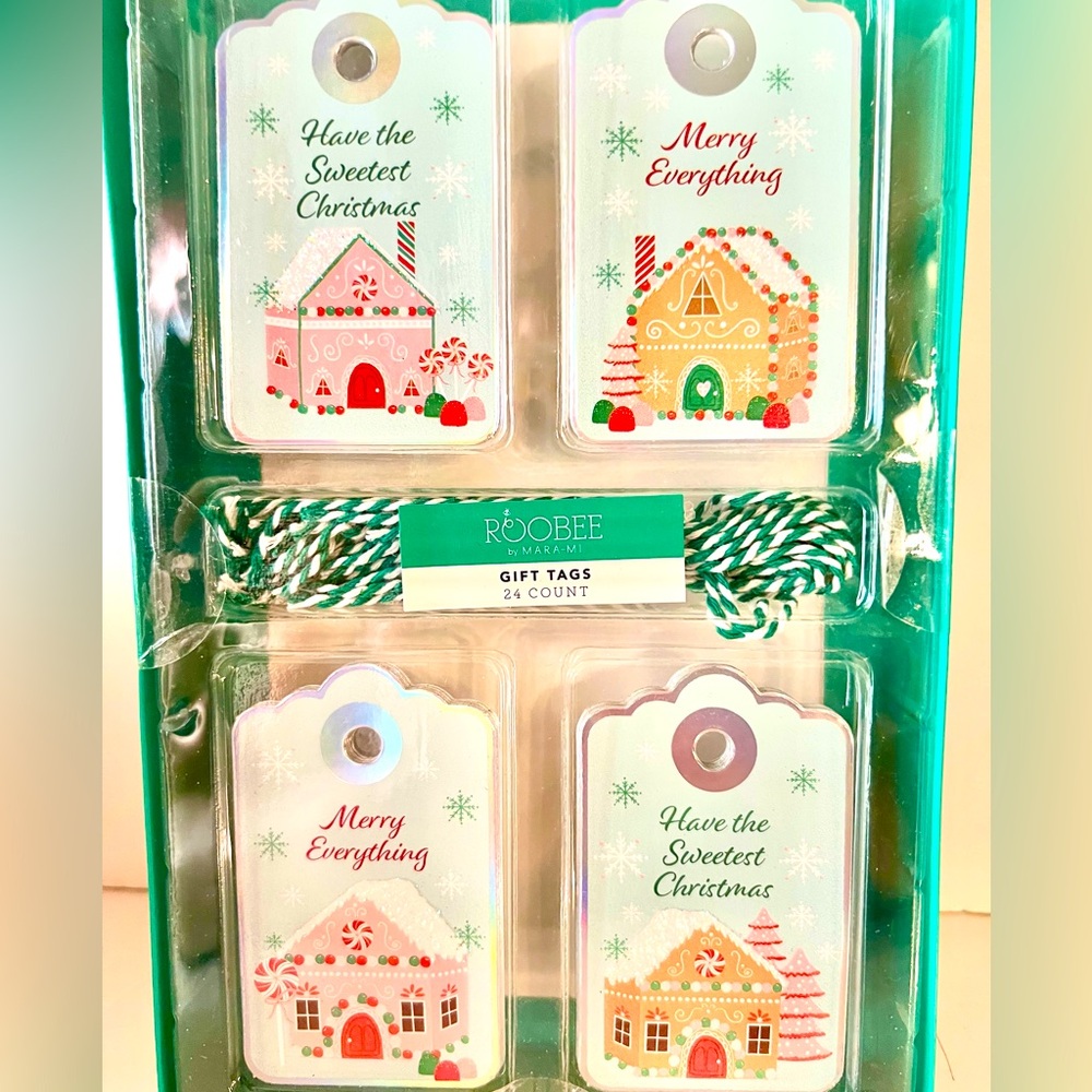 Set of 24 Gingerbread Houses Christmas Gift Tags With Strings